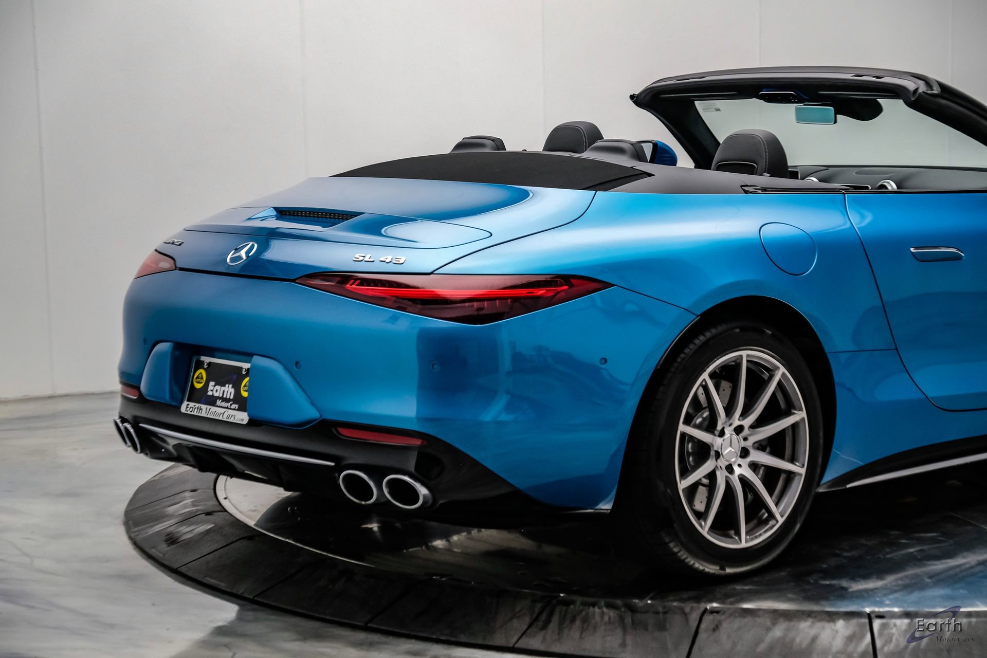 Used 2024 Mercedes-Benz SL 43 AMG image 24
