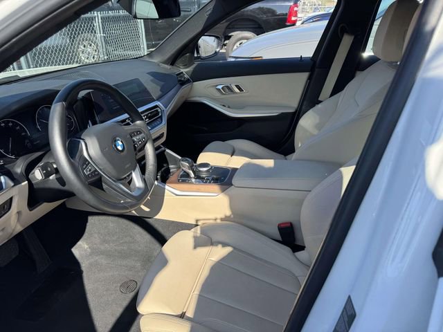 Used 2019 BMW 330i xDrive Sedan w/ Convenience Package AWD/4WD image 19
