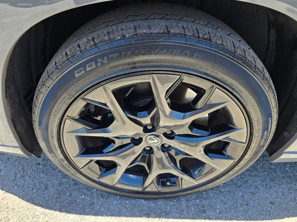 Used 2024 Lexus TX 500h AWD w/ Technology Package image 10