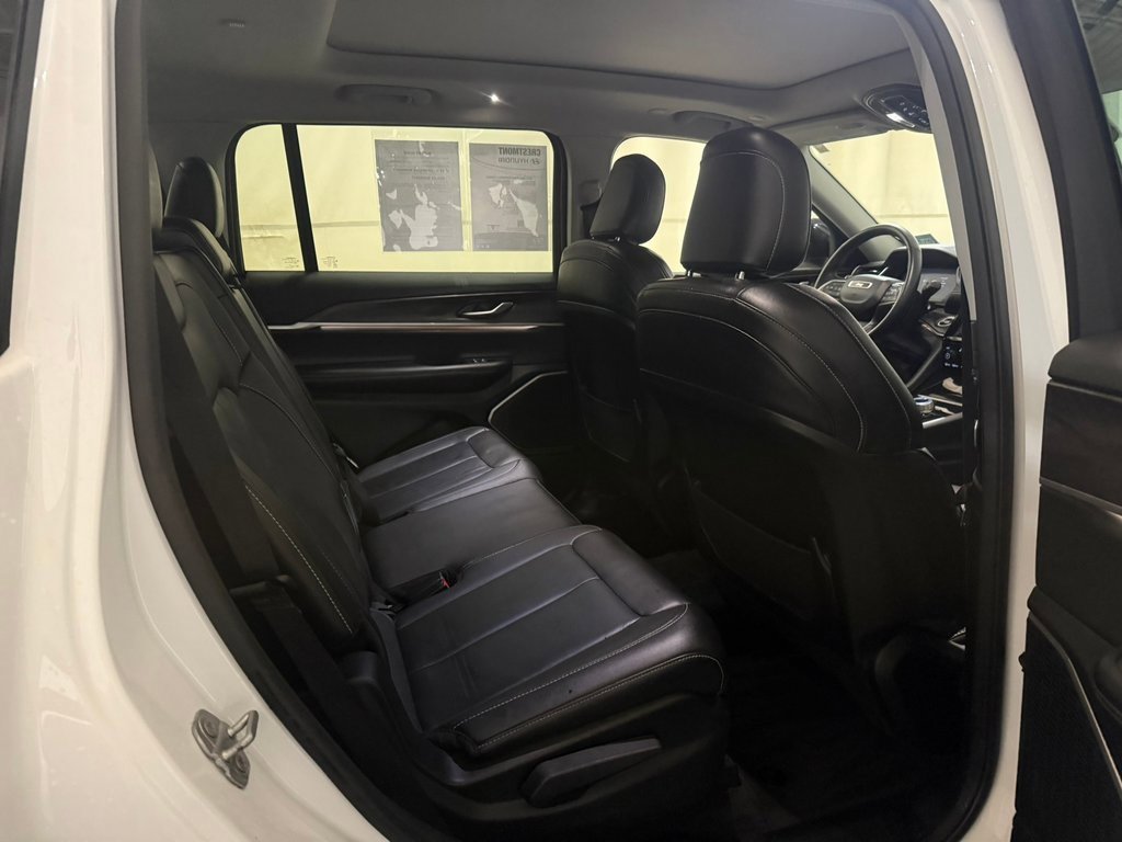 Used 2022 Jeep Grand Cherokee L Limited image 27