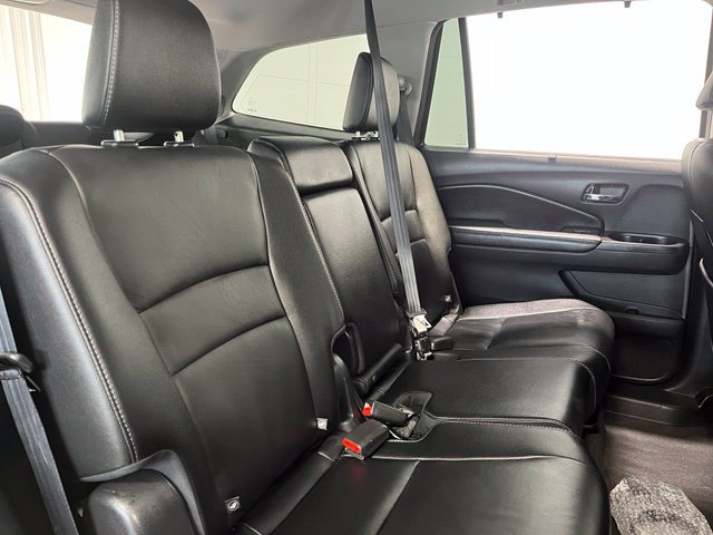 Used 2017 Honda Pilot Touring image 15
