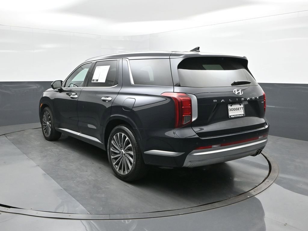 Used 2024 Hyundai Palisade Calligraphy image 5