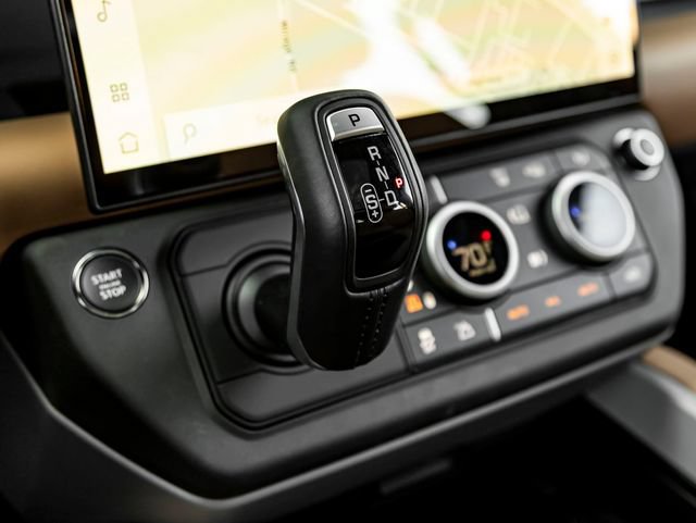 New 2026 Land Rover Defender 110 X AWD/4WD image 25