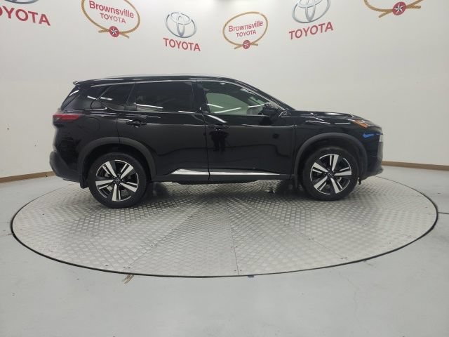 Used 2023 Nissan Rogue SL w/ SL Premium Package FWD image 3