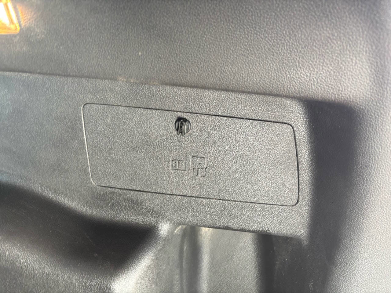 Used 2019 Ford Escape SE image 32