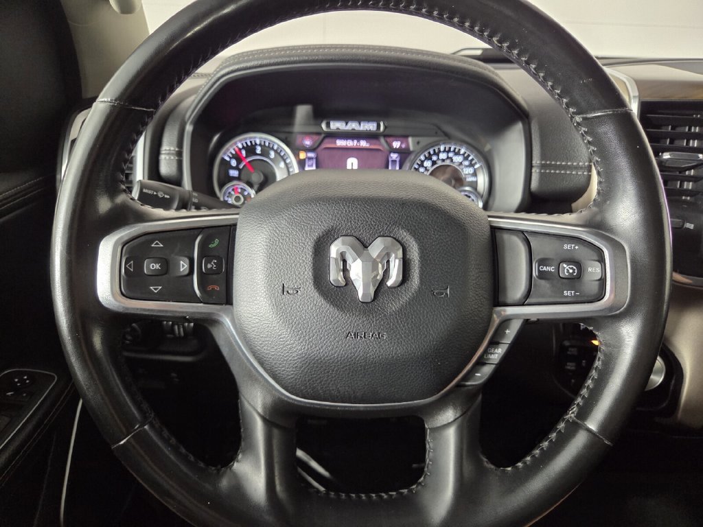 Used 2022 RAM 1500 Laramie AWD/4WD image 17