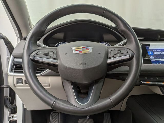 Certified 2023 Cadillac XT4 Premium Luxury w/ Cold Weather Package image 10
