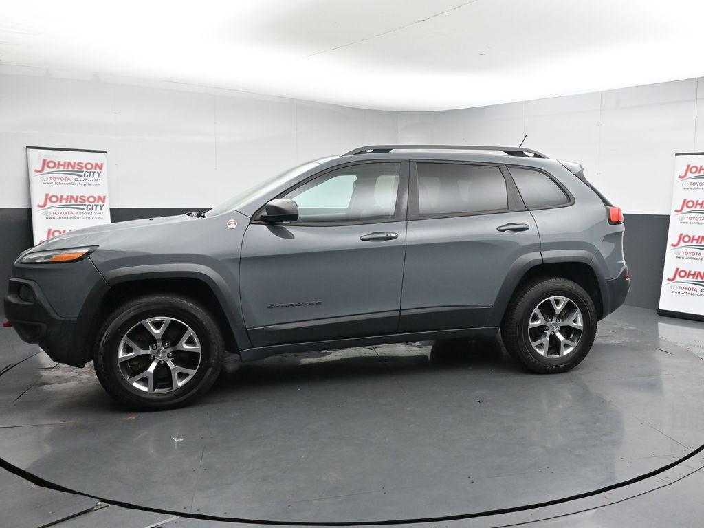 Used 2014 Jeep Cherokee Trailhawk w/ Comfort/Convenience Group AWD/4WD image 5