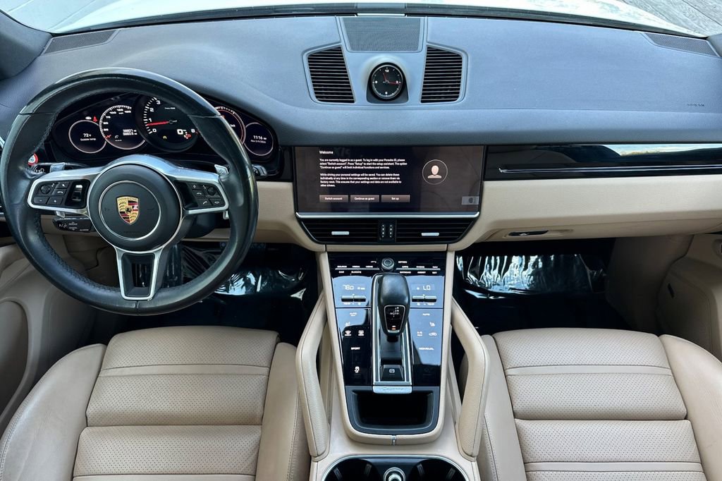 Used 2022 Porsche Cayenne image 13