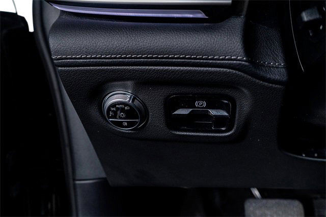 Used 2022 Mercedes-Benz EQS 580 4MATIC Sedan image 48