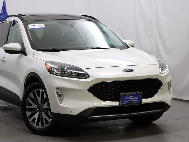 Certified 2021 Ford Escape Titanium image 2