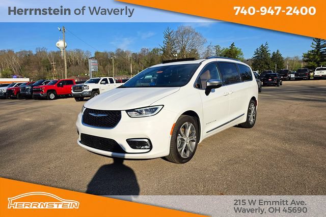 New 2026 Chrysler Pacifica Pinnacle FWD image 3