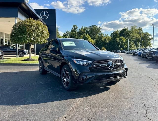 New 2027 Mercedes-Benz GLC 300 4MATIC image 1