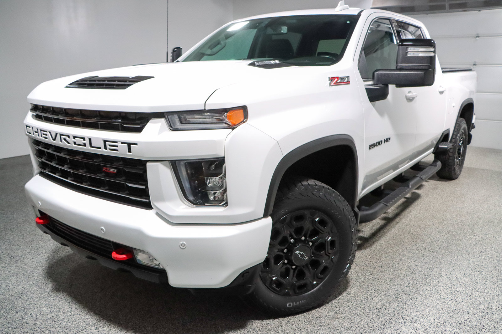 Used 2022 Chevrolet Silverado 2500 LTZ w/ LTZ Plus Package AWD/4WD image 32
