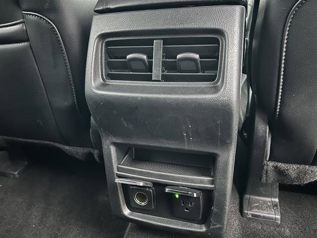 Used 2020 Ford Edge SEL w/ Convenience Package image 35