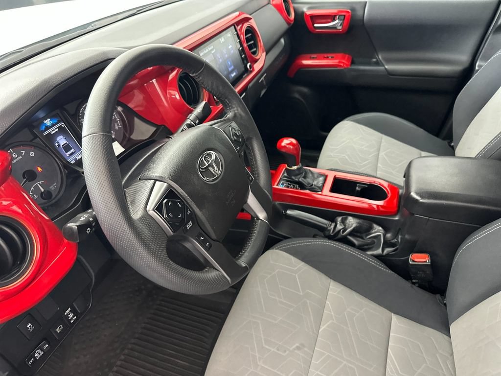 Used 2023 Toyota Tacoma TRD Off-Road AWD/4WD image 9