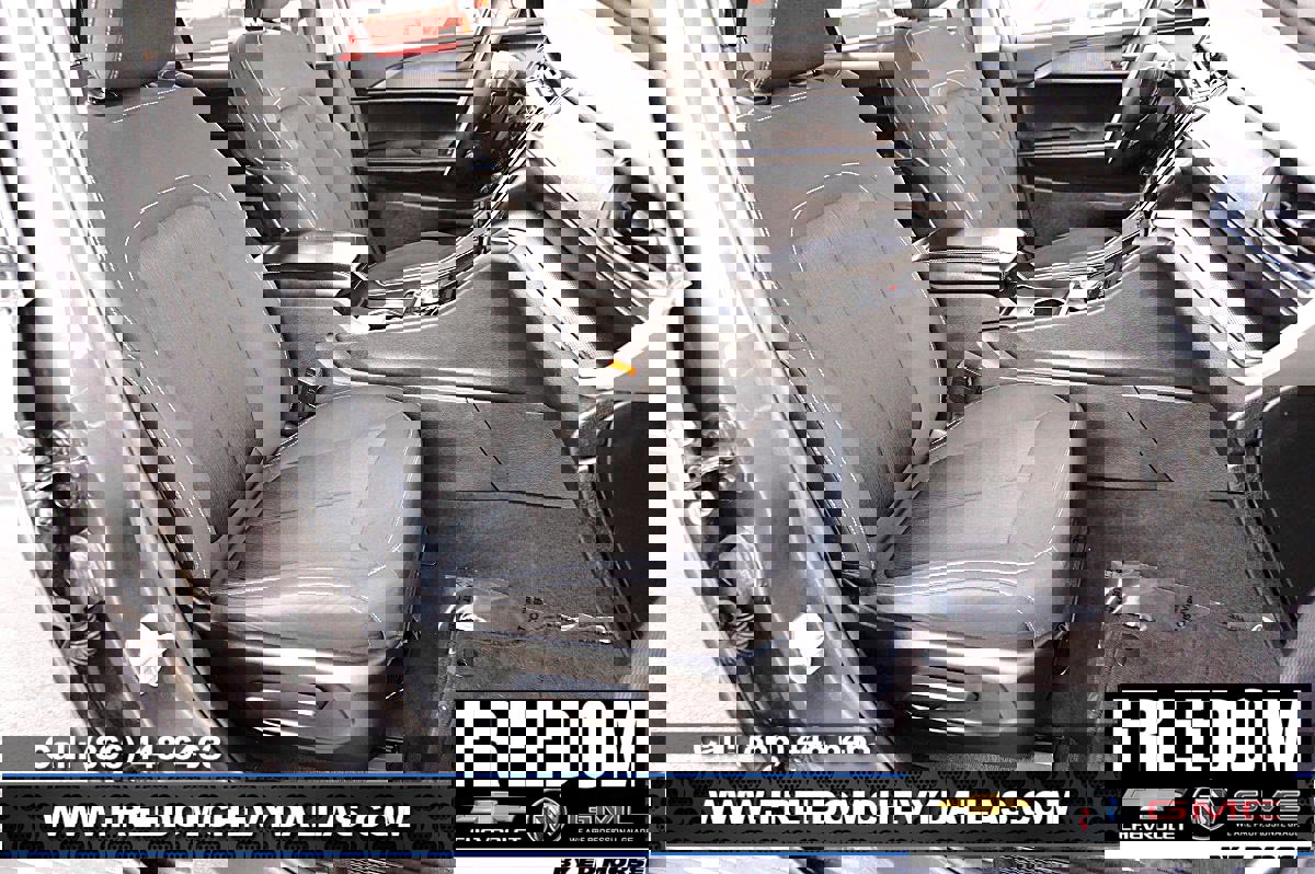 Used 2023 Jeep Grand Cherokee L Laredo image 12