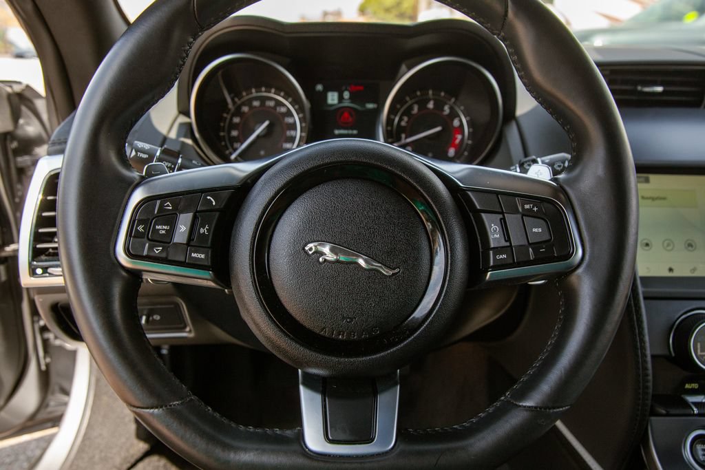 Used 2020 Jaguar F-TYPE Checkered Flag RWD image 16
