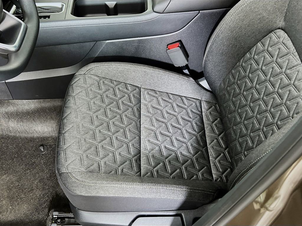 New 2026 Nissan Kicks SV w/ SV Premium Package image 17