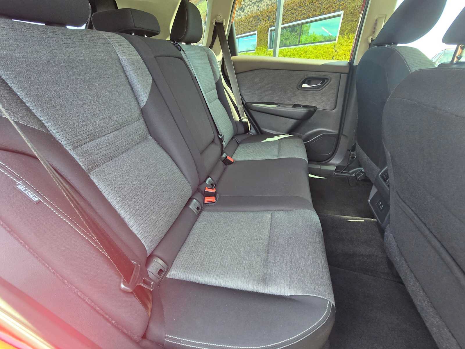 Used 2023 Nissan Rogue SV FWD image 12
