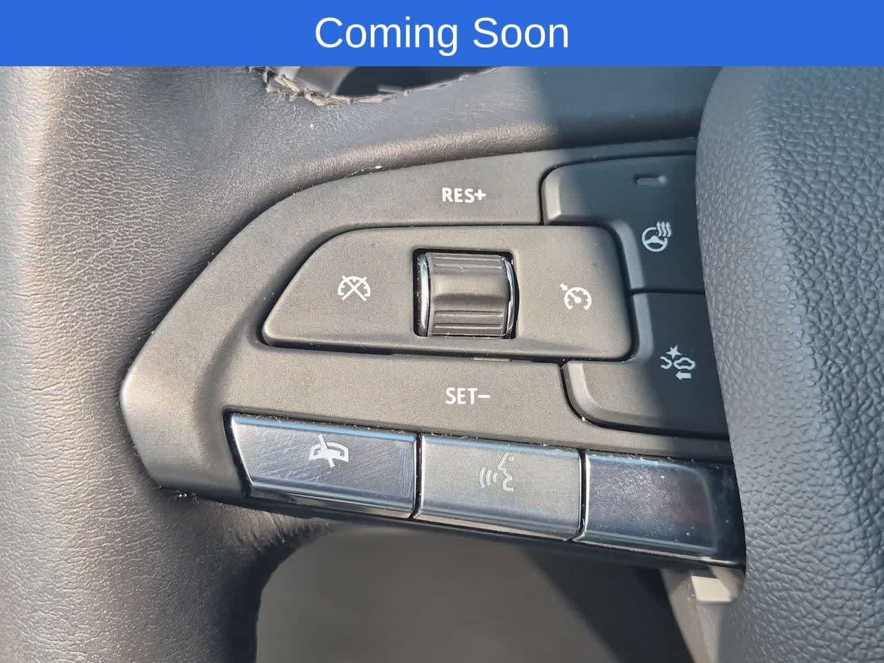Used 2023 Cadillac XT4 Premium Luxury w/ Cold Weather Package AWD/4WD image 17