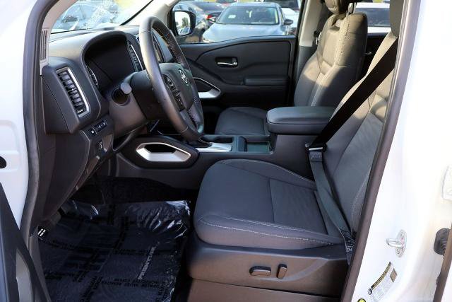 Certified 2024 Nissan Frontier SV w/ SV Convenience Package RWD image 18