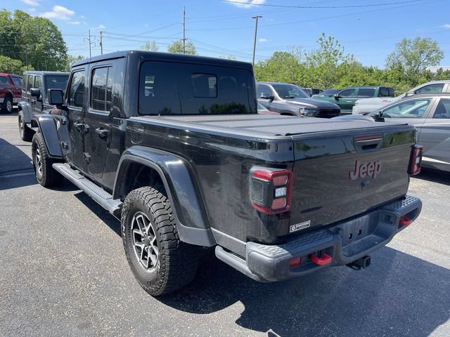 Used 2024 Jeep Gladiator Rubicon AWD/4WD image 7