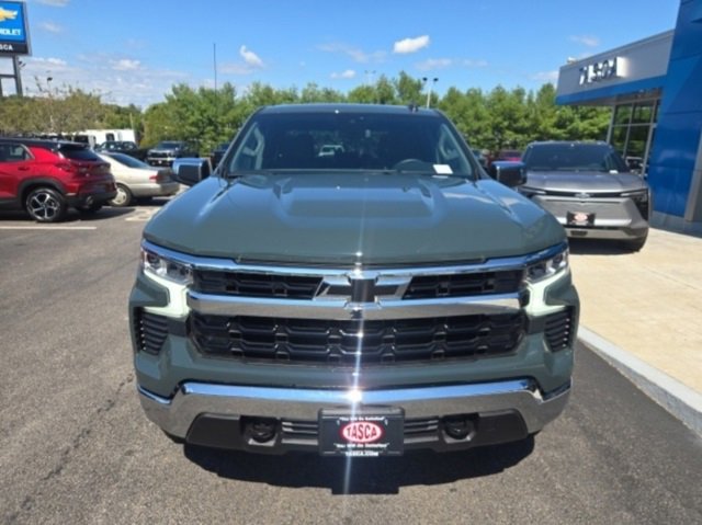 New 2025 Chevrolet Silverado 1500 LT image 2