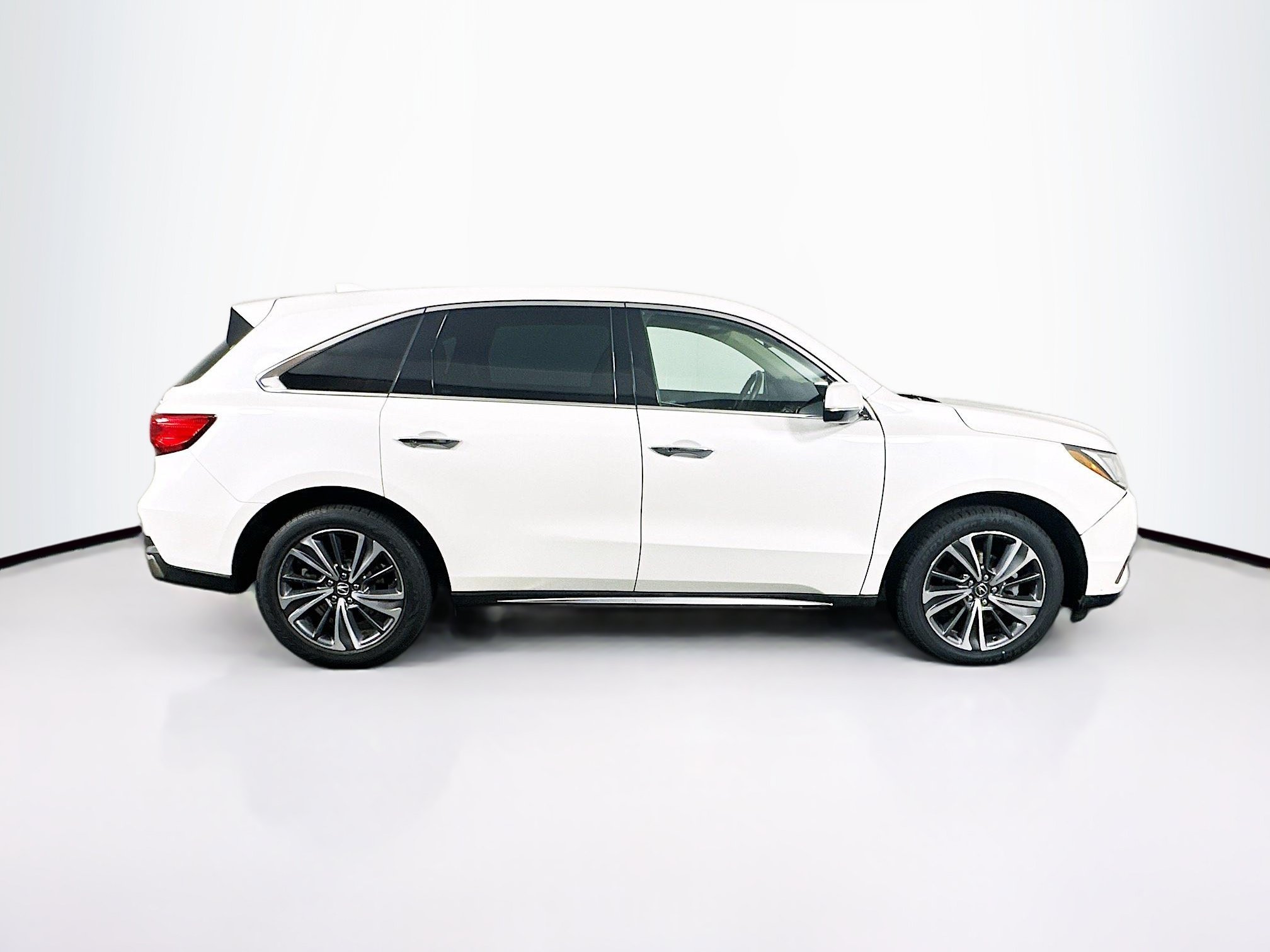 Used 2019 Acura MDX w/ Technology Package AWD/4WD image 10