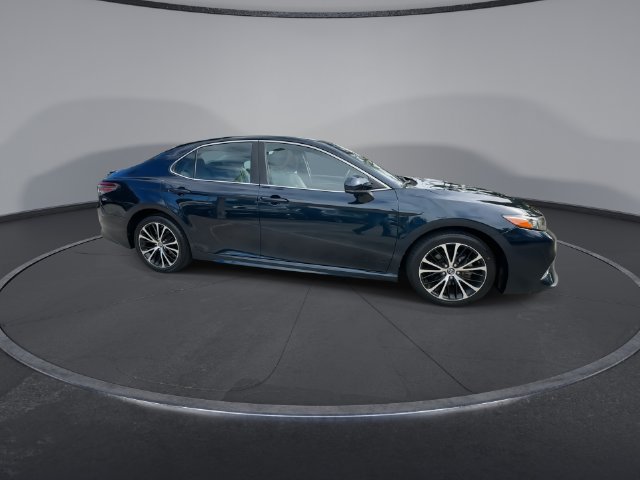 Used 2019 Toyota Camry SE FWD image 9