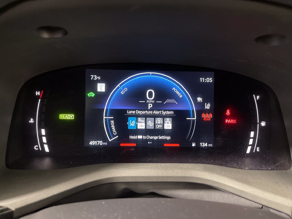 Used 2025 Toyota Camry LE FWD image 18