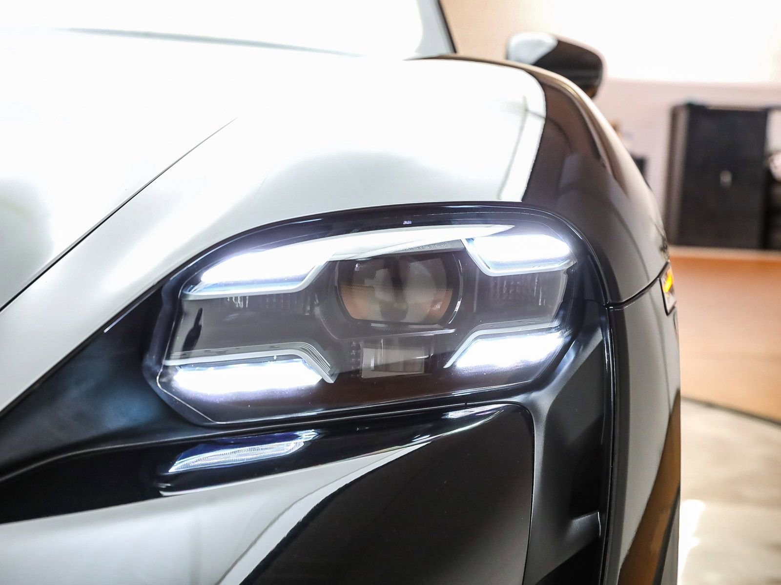 Certified 2021 Porsche Taycan Turbo S image 11