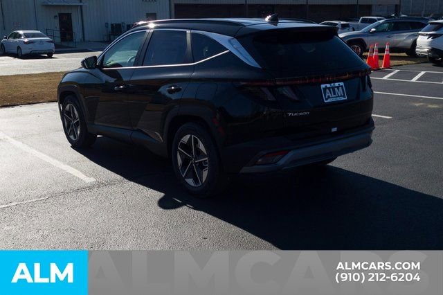 Certified 2025 Hyundai Tucson SEL image 9