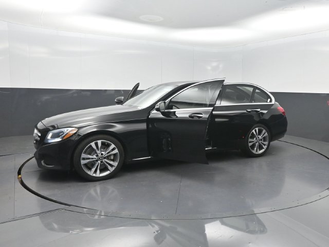 Used 2018 Mercedes-Benz C 300 Sedan image 28
