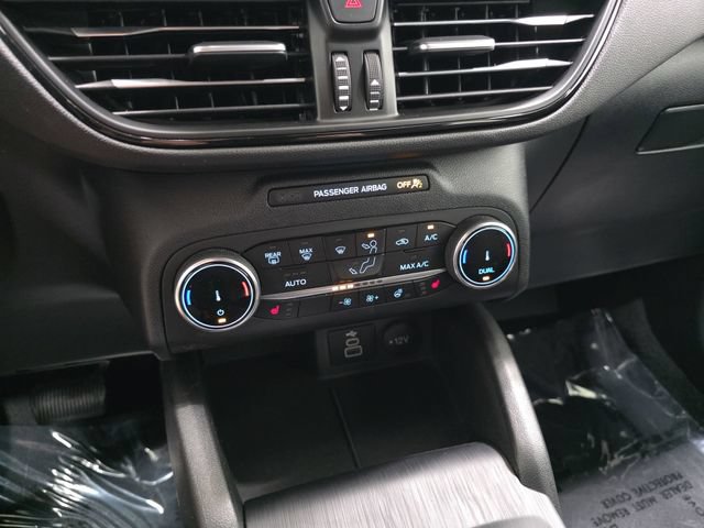 Certified 2025 Ford Escape ST-Line Select AWD/4WD image 21