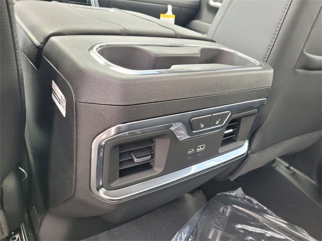 New 2025 GMC Sierra 2500 Denali w/ Denali Reserve Package image 9