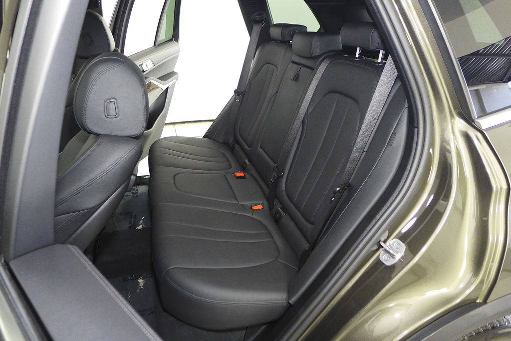 Used 2021 BMW X5 sDrive40i w/ Premium Package image 21