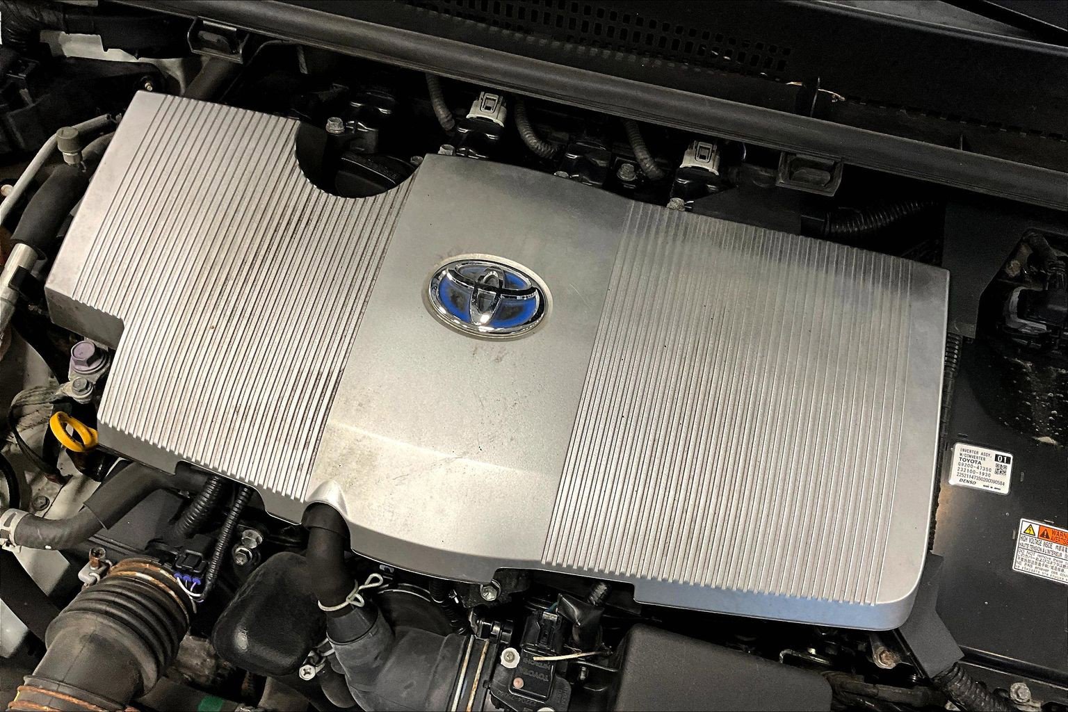 Used 2020 Toyota Prius LE image 30