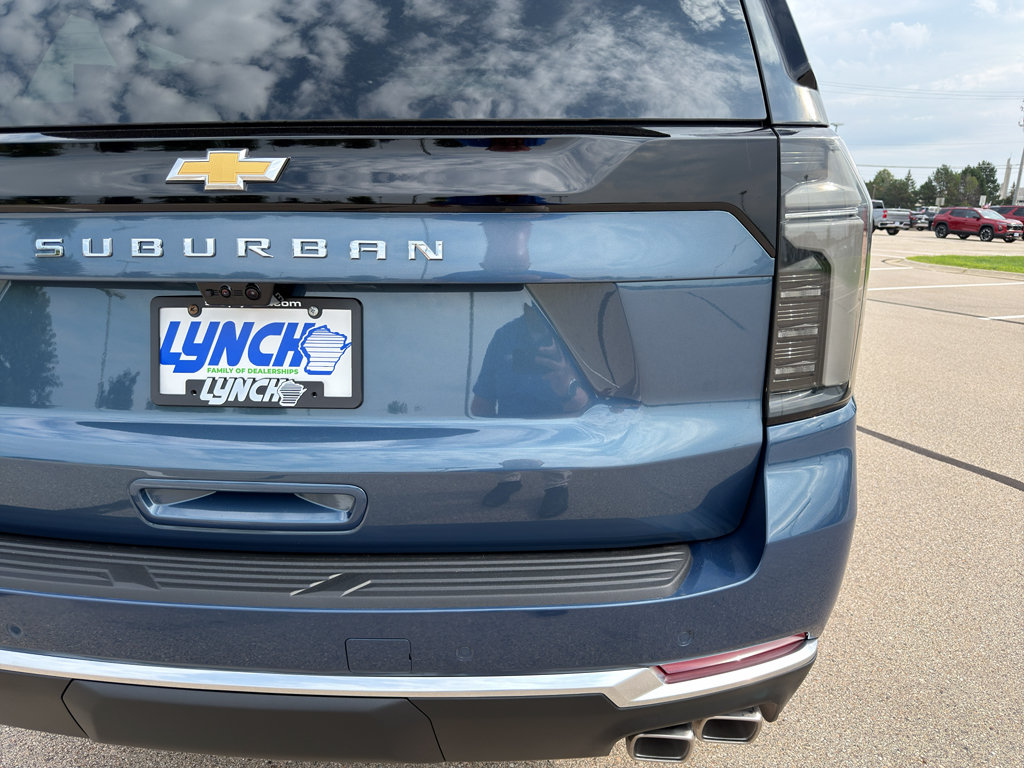 New 2026 Chevrolet Suburban High Country AWD/4WD image 10