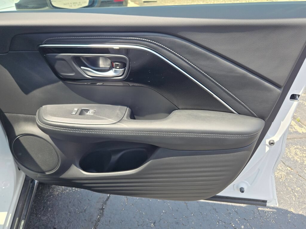 Used 2025 Acura ADX AWD image 9