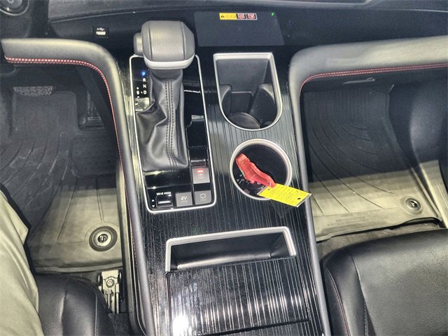 Certified 2025 Toyota Sienna XSE image 19