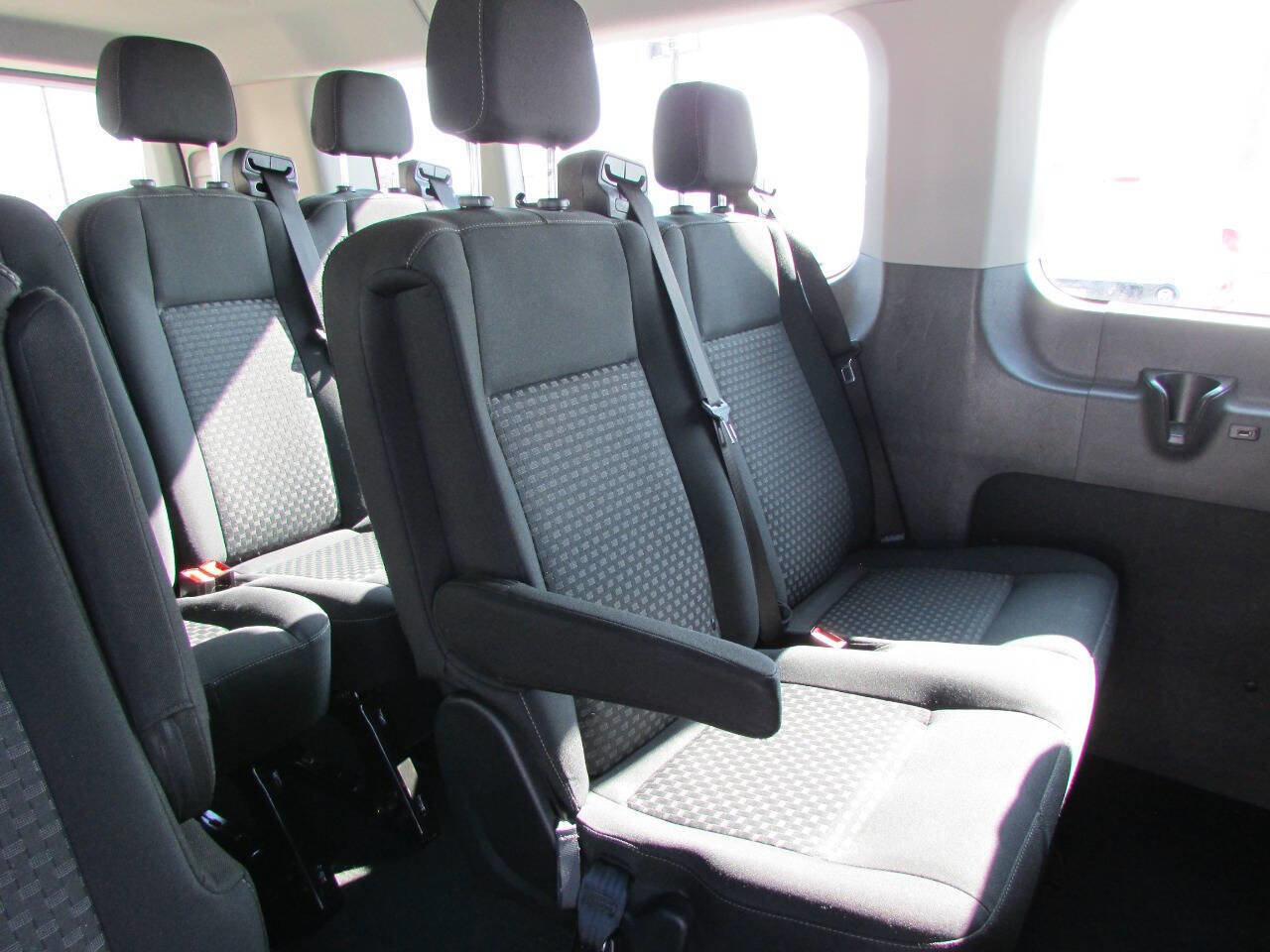 Used 2023 Ford Transit 350 XLT image 26