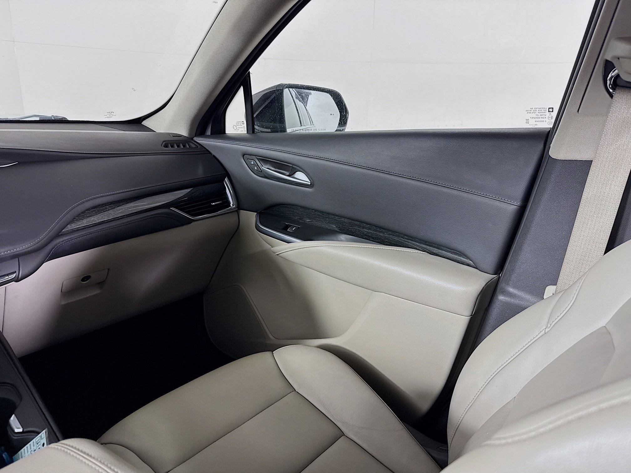 Used 2023 Cadillac XT4 Premium Luxury image 26