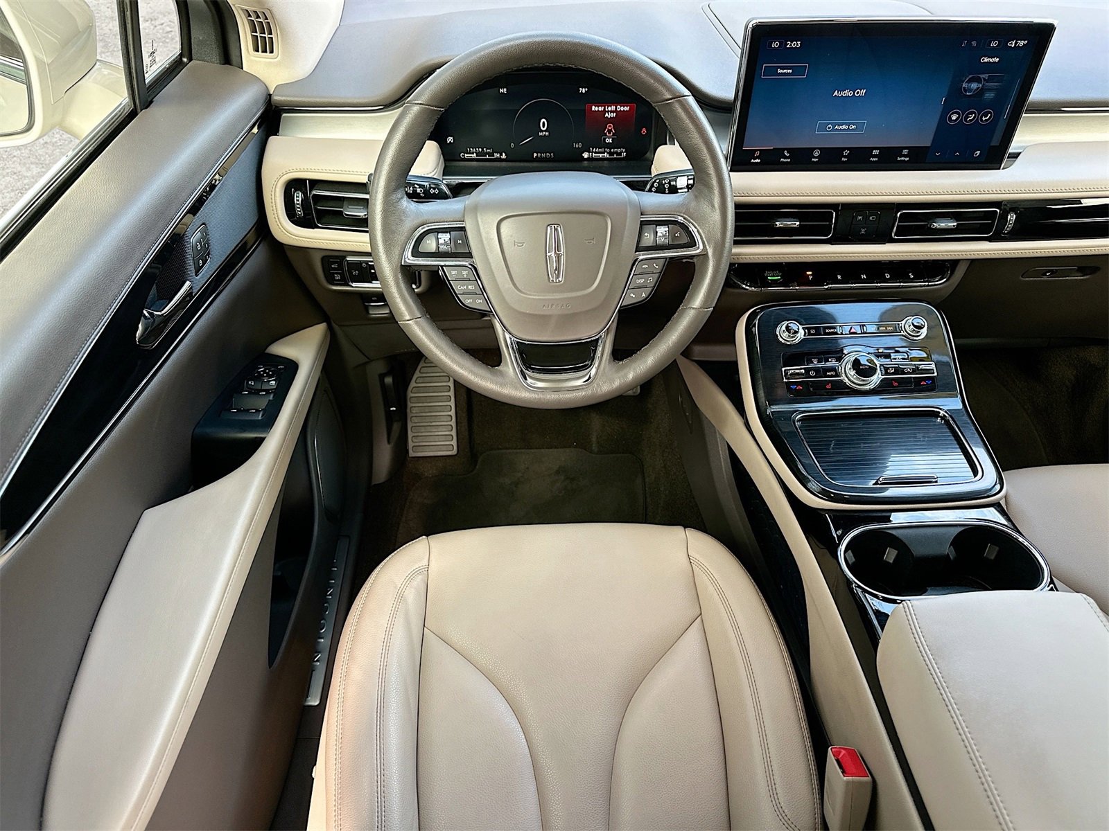 Used 2023 Lincoln Nautilus AWD w/ Premium Package image 22