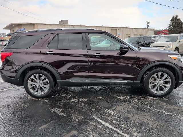 Used 2022 Ford Explorer Limited w/ Equipment Group 301A image 7