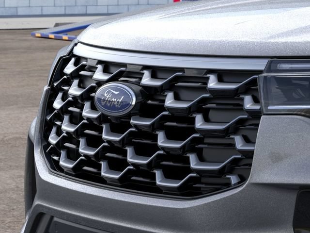 New 2026 Ford Explorer Platinum w/ LUX Leather Package AWD/4WD image 17