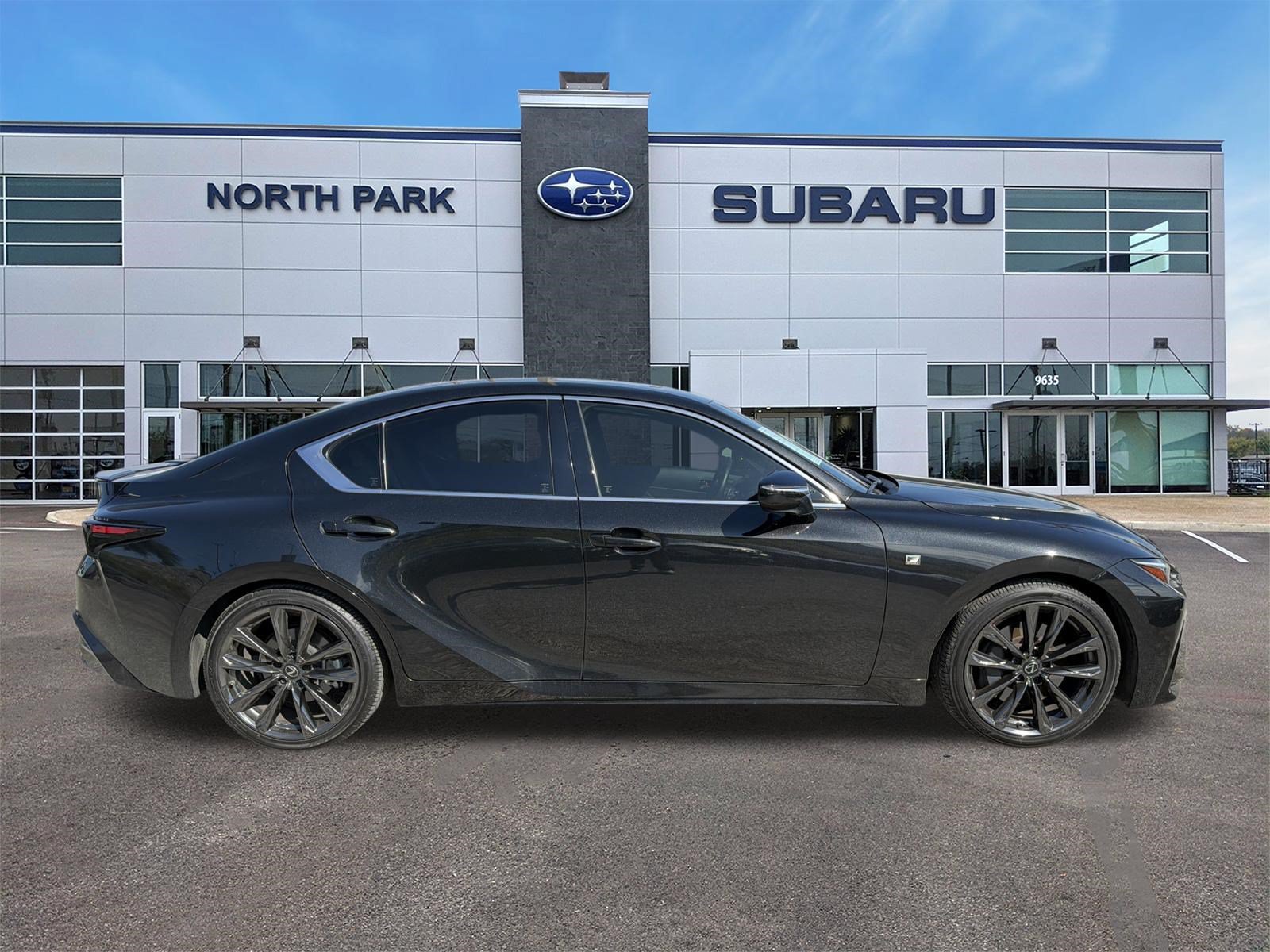 Used 2022 Lexus IS 350 F Sport RWD image 2