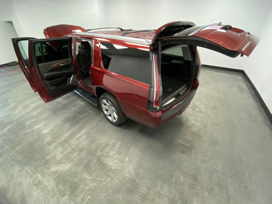 Used 2019 Cadillac Escalade ESV Premium Luxury image 49