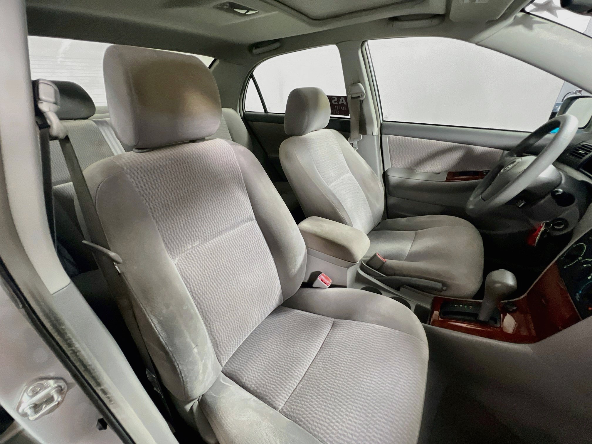 Used 2006 Toyota Corolla CE FWD image 29