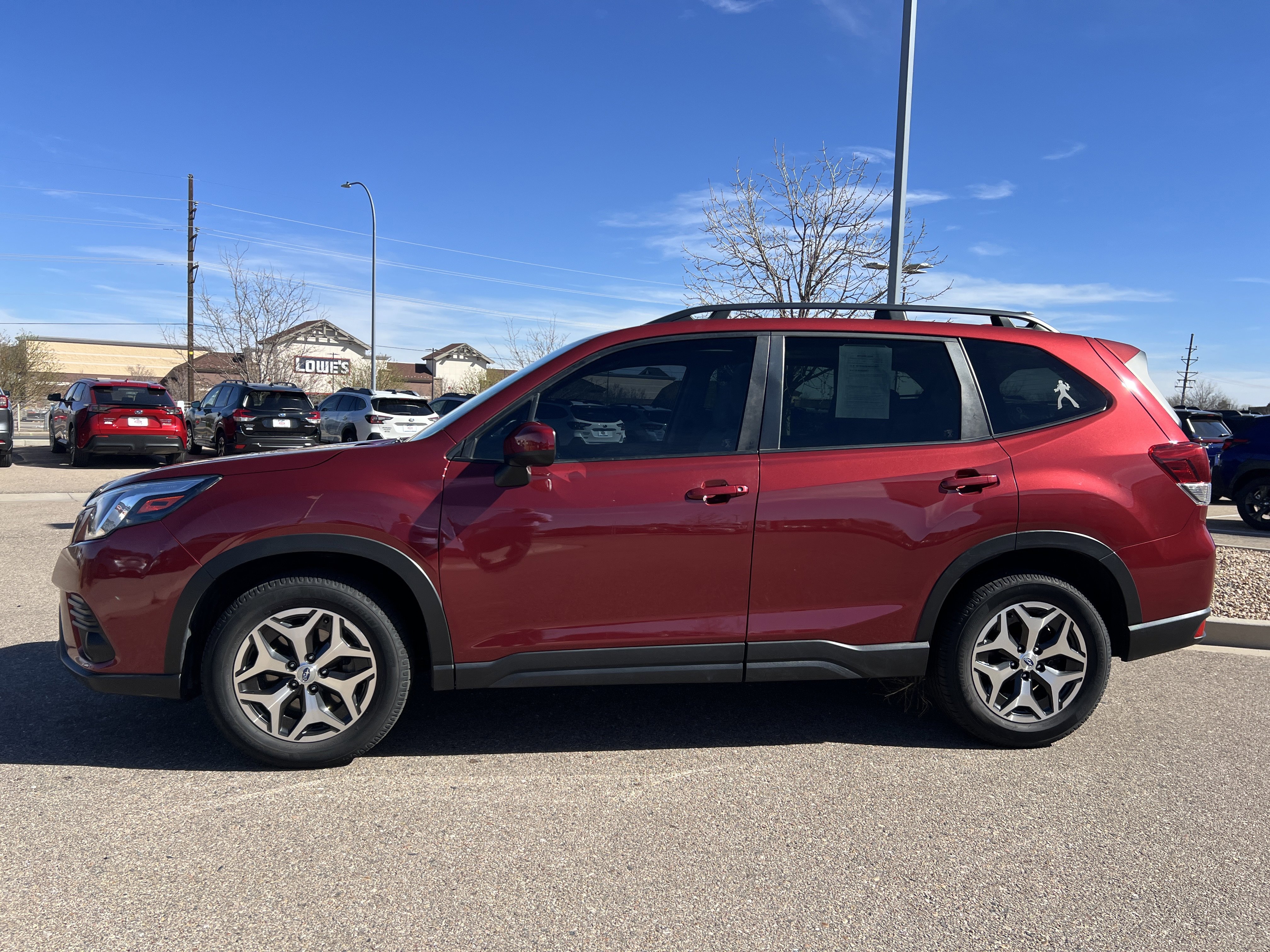 Used 2022 Subaru Forester Premium image 12